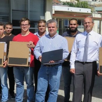Autarquia entrega computadores portáteis ao Agrupamento de Escolas