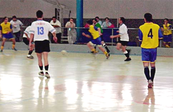 Futsal no Pavilhão do Casal do Marra até Julho