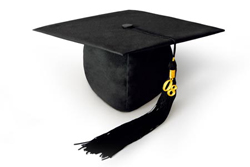 Município atribui Bolsas de Estudo a Estudantes carenciados do Ensino Superior